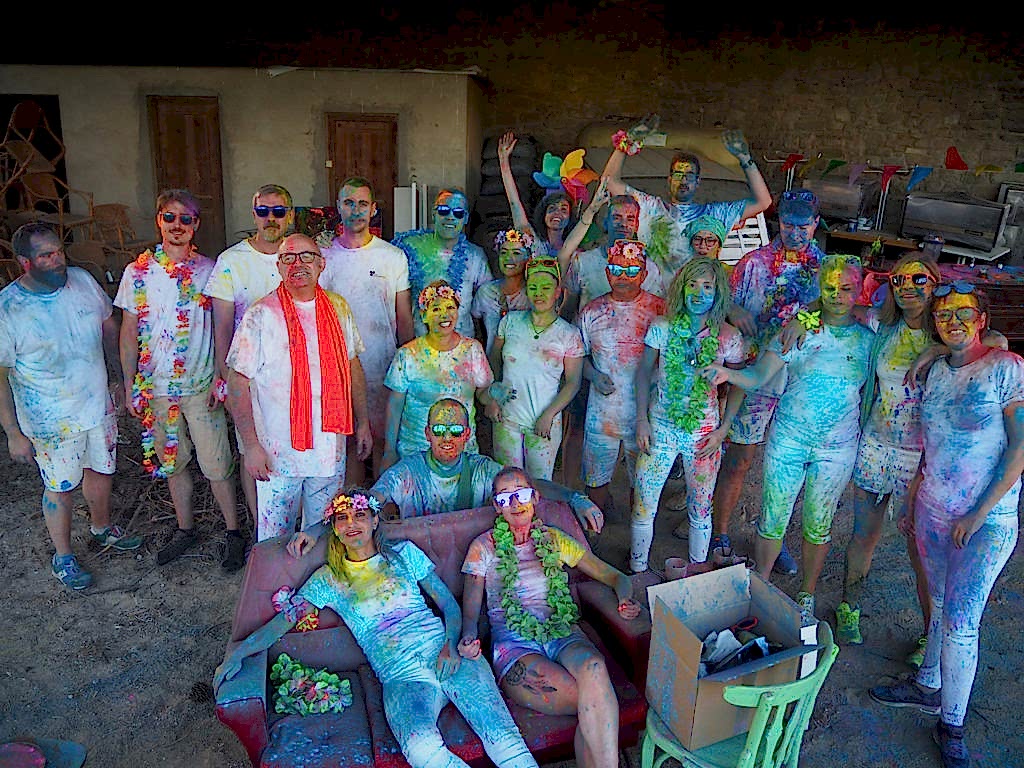 equip espai gastronomia holi party ca n'alzina